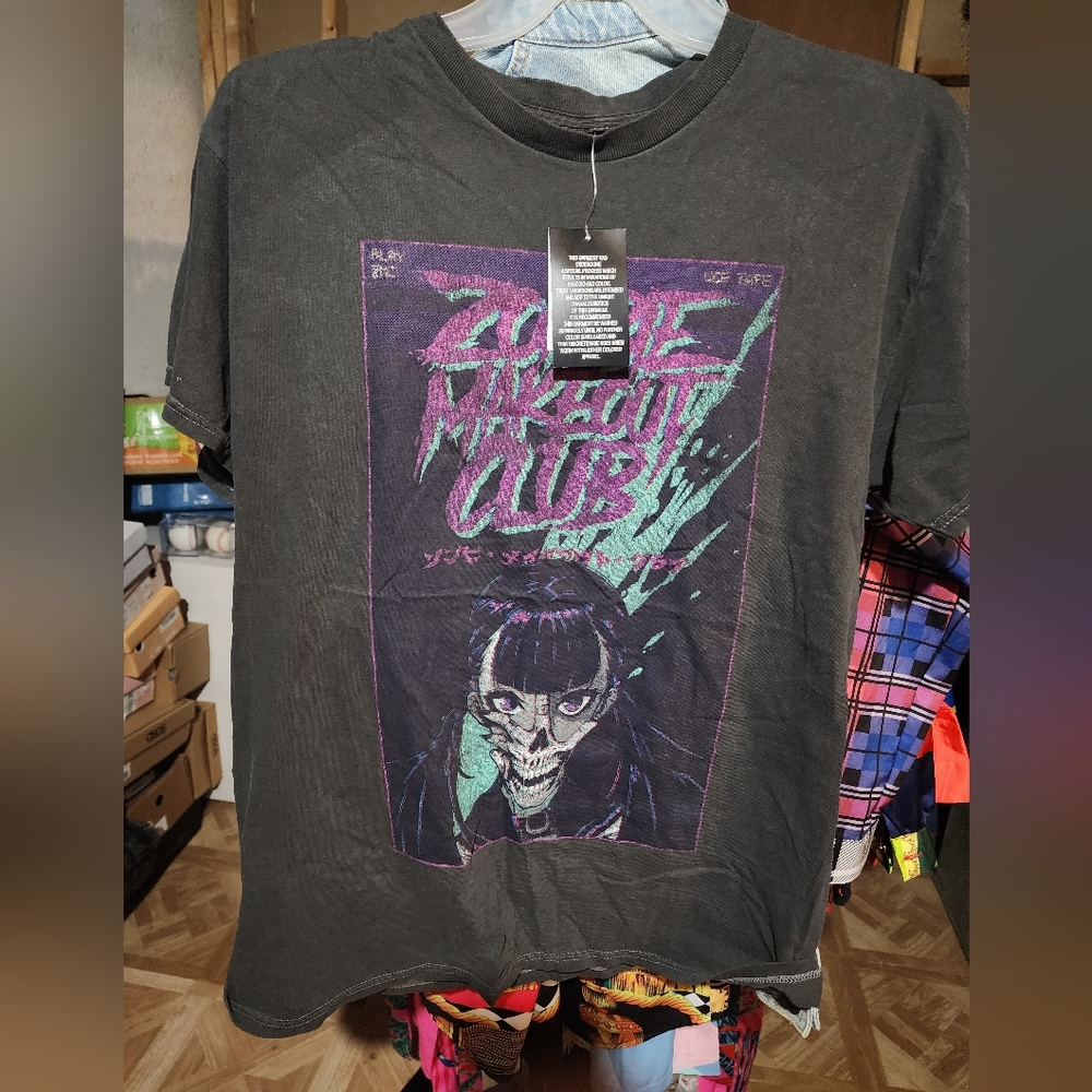 Graphic tee